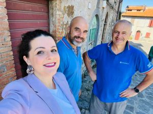 Selfie della sindaca Frontini a Roccalvecce