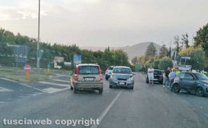 Ronciglione - Carambola tra tre auto