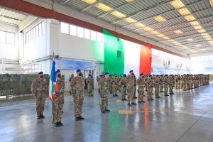 Bandiera di Guerra e Schieramento del 3° Reos