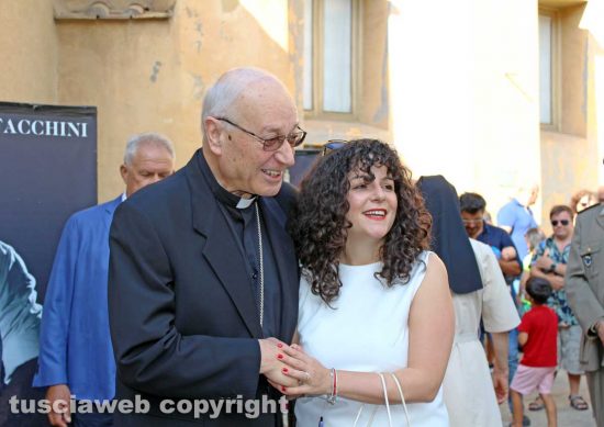 Viterbo - Inaugurazione della mostra "La forza della fede" - Il vescovo Fumagalli e la sindaca Frontini