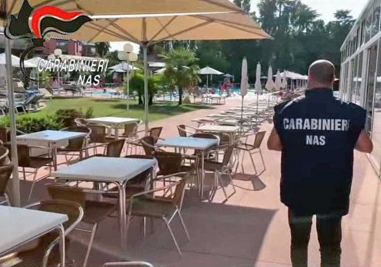 Carabinieri Nas - Controlli in parchi acquatici e centri sportivi