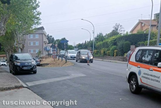 Capranica - Incidente auto-moto
