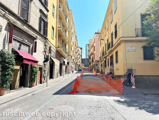 Viterbo - L'incrocio tra via Garibaldi e via Cavour