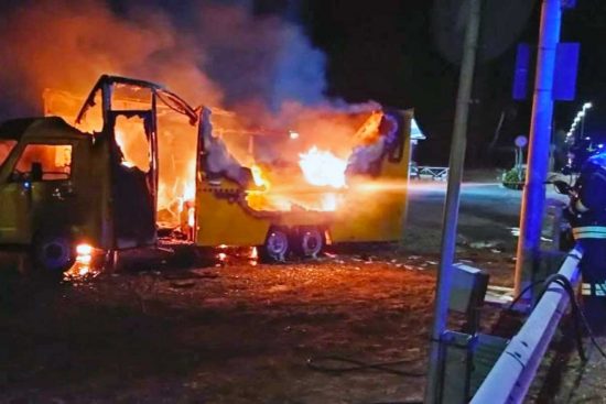 Montalto di Castro - Chiosco ambulante in fiamme