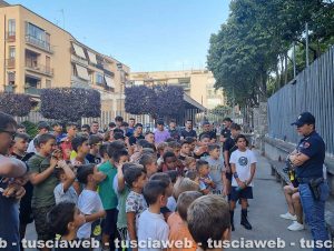 Viterbo - Minifacchini del Pilastro incontrano la polizia