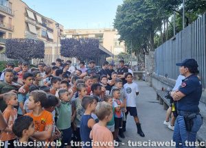 Viterbo - Minifacchini del Pilastro incontrano la polizia