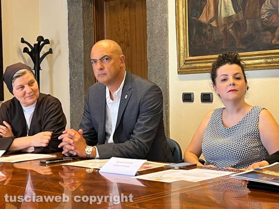 Chiara Frontini con Giancarlo Martinengo e suor Francesca