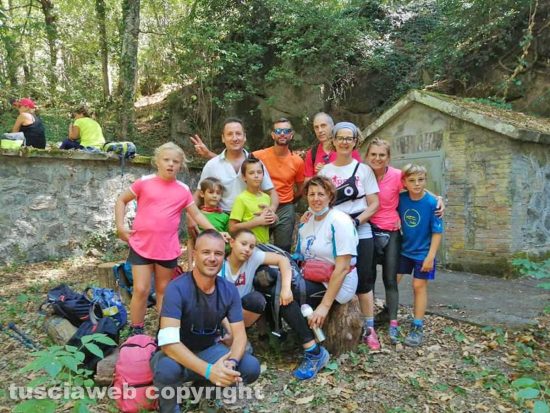 Esilio di Santa Rosa - Foto di gruppo con don Emanuele Germani