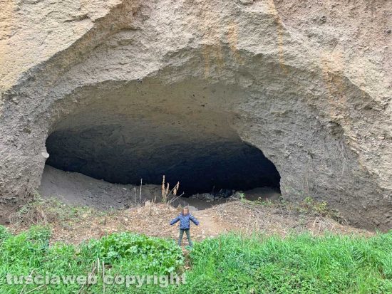 Grotta del Cataletto in Strada Signorino