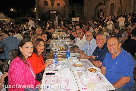 Viterbo - Santa Rosa - Le cene dei facchini - Il tavolo FdI