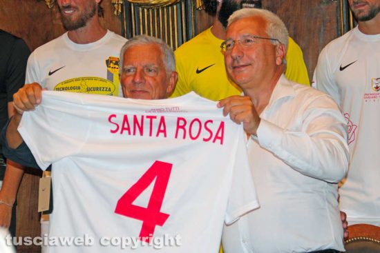 Sport - Calcio - Viterbese - La maglia speciale per Santa Rosa