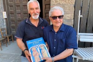 Consegnato un riconoscimento a frate Agostino Mallucci