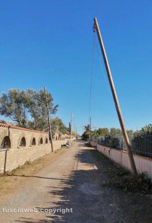 Civitavecchia - I danni causati dalla tromba d'aria