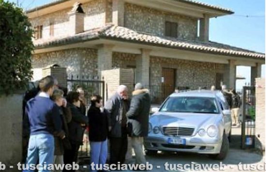 Acquapendente - La cascina della strage familiare pronta ad accogliere la comunità