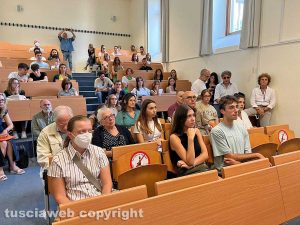 L'installazione all'Unitus - Pubblico in sala