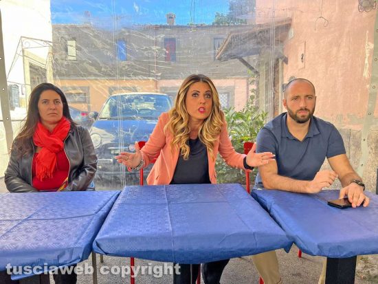 Viterbo - L'incontro dei commercianti sui cari energia alla Quercia
