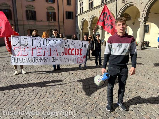 Viterbo - Sciopero globale per il clima