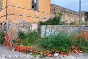 Viterbo - Incuria a porta Faul