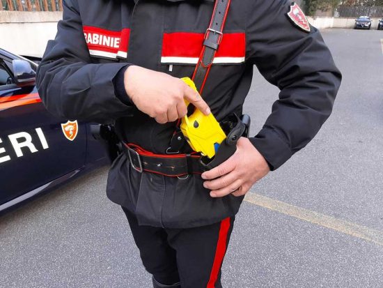 Carabinieri - Taser