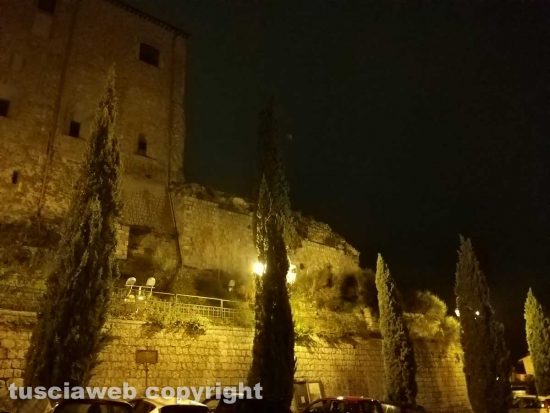Montefiascone - La Rocca dei Papi con l'illuminazione spenta