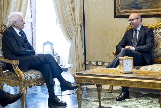 Sergio Mattarella con Lorenzo Fontana