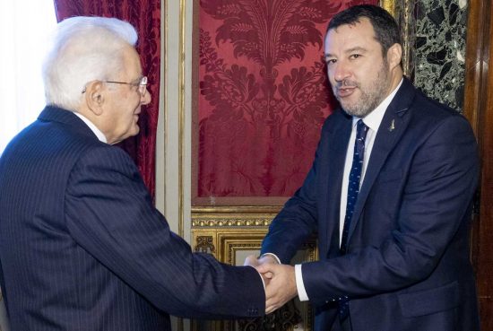 Sergio Mattarella e Matteo Salvini