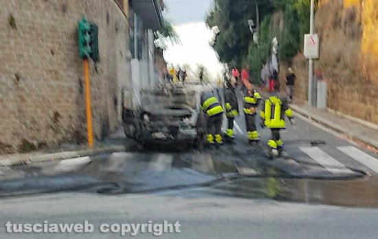 Capranica - L'intervento dei vigili del fuoco