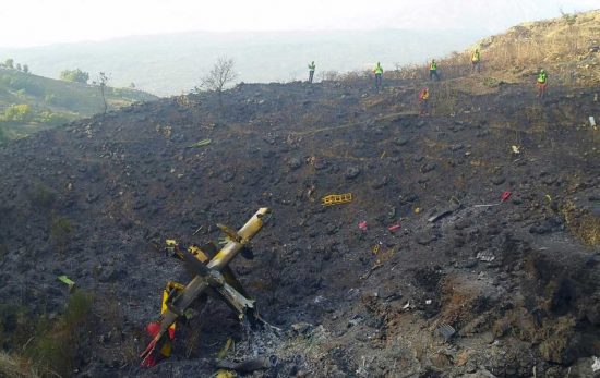 Il Canadair precipitato sull'Etna