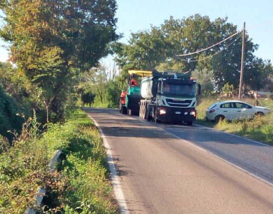 Lavori di riasfaltatura della strada provinciale Grottana