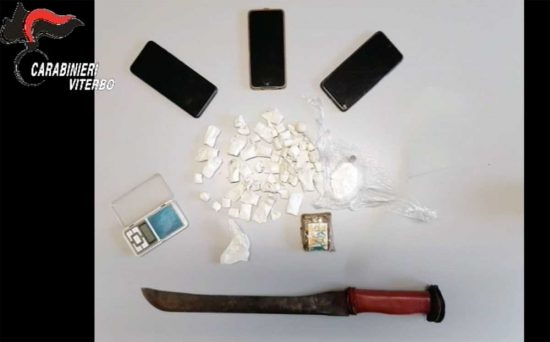 Ischia di Castro - Carabinieri - Droga nel bosco