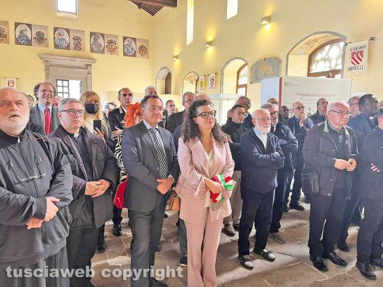 Viterbo - Le autorità presenti nella sala del conclave