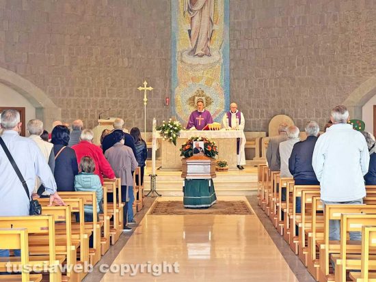 Viterbo - I funerali di Enrico Pesci