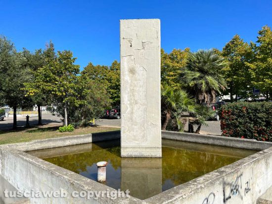 Viterbo - La fontana di Santa Barbara