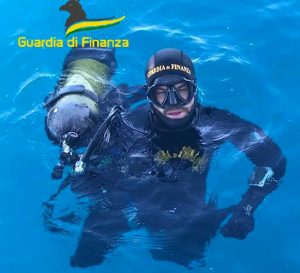 Guardia di finanza - Controlli in mare