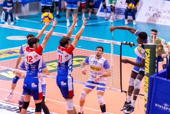 Sport - Pallavolo - Tuscania - La squadra in campo