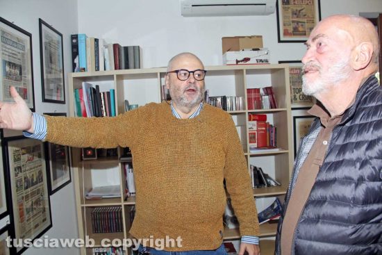 I pirati della bellezza - Toni Capuozzo accolto da Carlo Galeotti