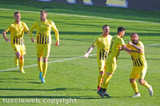 Sport - Calcio - Viterbese - L'esultanza di Marotta