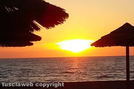 Tramonto-a-Tarquinia-beach