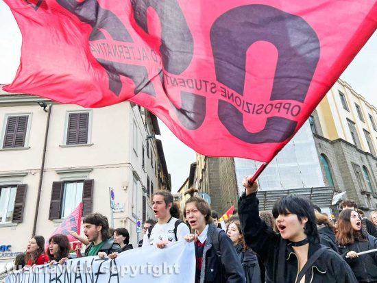 Viterbo - La manifestazione degli studenti