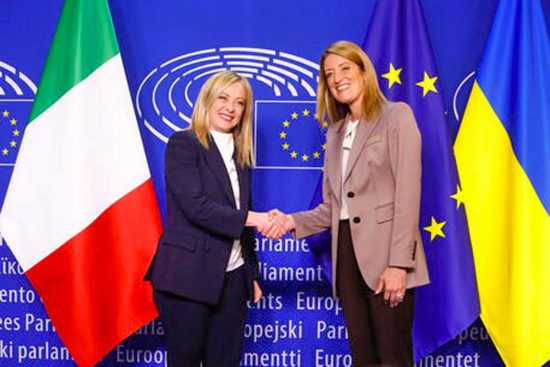 Giorgia Meloni e Roberta Metsola