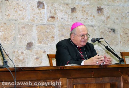 Civita Castellana - Il vescovo Rossi annuncia il nome del suo successore