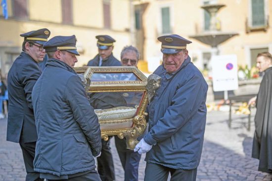 Montefiascone - Il trasporto dell'urna con il corpo di Santa Lucia Filippini