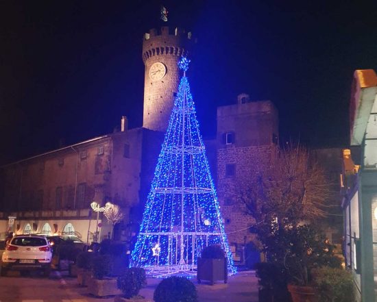 L'accensione dell'albero di Natale a Bagnaia