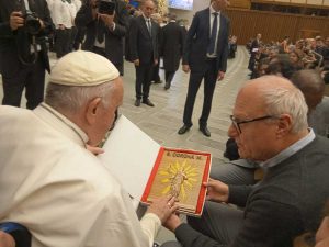 Il Comitato festeggiamenti Santa Corona di Canepina in udienza da papa Francesco