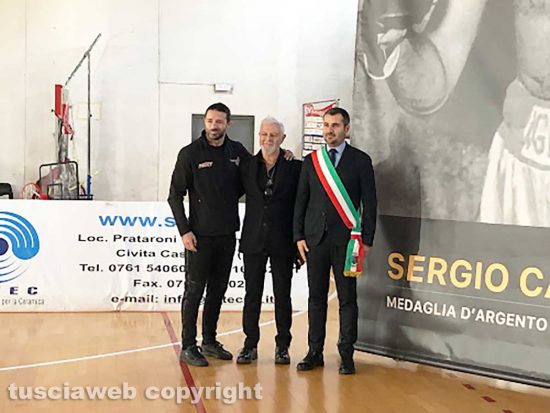 Civita Castellana - Intitolazione parco a Sergio Caprari - De Carolis, Caprari e il sindaco Giampieri 