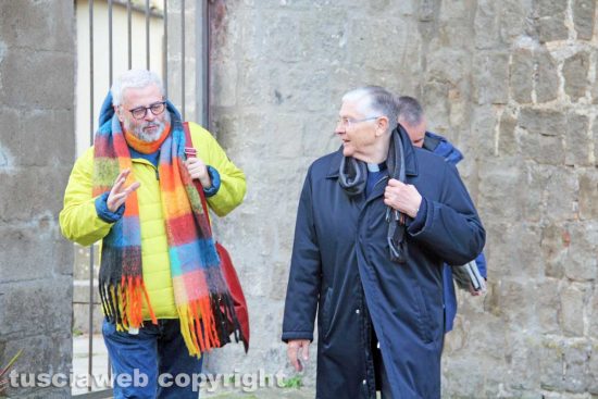 Viterbo - Il vescovo Orazio Francesco Piazza e il direttore di Tusciaweb Carlo Galeotti