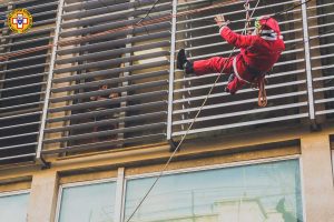 Roma - Babbi Natale del soccorso alpino