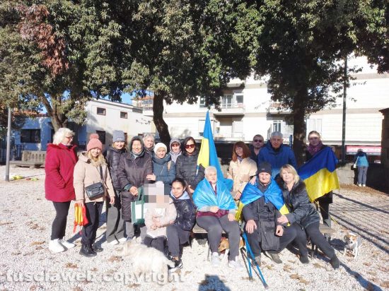 La comunità ucraina viterbese a pratogiardino Lucio Battisti