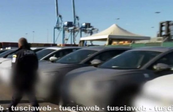 Civitavecchia - Auto elettriche di contrabbando dalla Cina, maxisequestro al porto