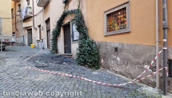 Viterbo - Incendio in via del Suffragio